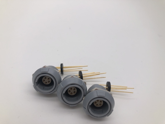 購入 Lemoのプラスチック円コネクターのRedel 5 Pin直角PCBの台紙の女性の医学の使用 オンライン製造